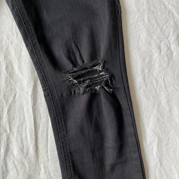 Topshop Moto Skinny High-Rise Ripped Jamie Jeans - Picture 6 of 15